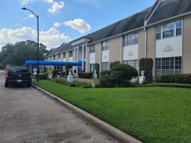 Foto del edificio - 2700 Bellefontaine St