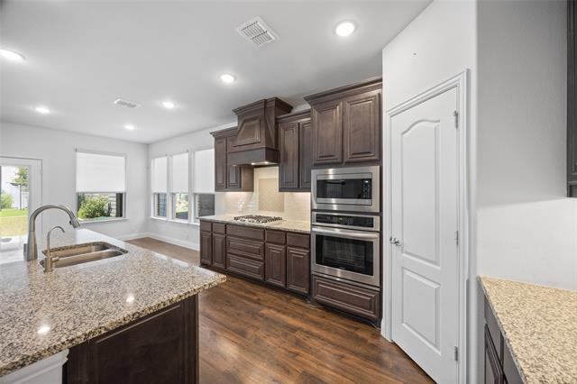 Primary Photo - 7508 Windy Meadow Dr