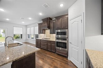 Building Photo - 7508 Windy Meadow Dr
