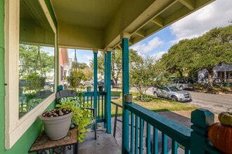 Building Photo - 4511 Avenue Q