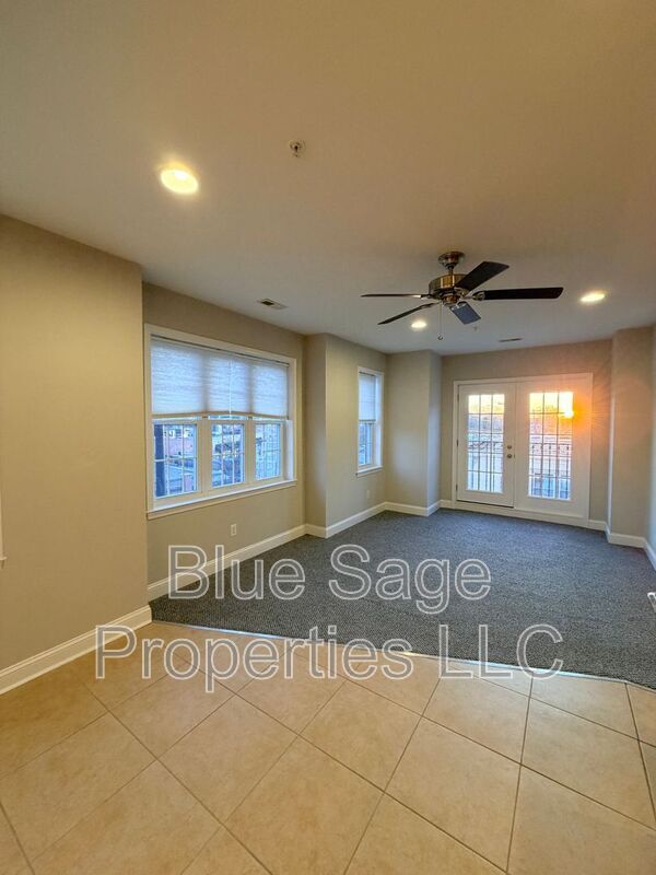 Foto del edificio - 432 E Baltimore Ave