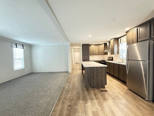 Foto del edificio - 29909 Flushing Dr