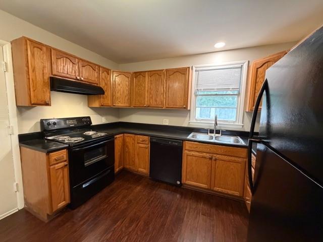 Building Photo - 914 E David Langan Dr