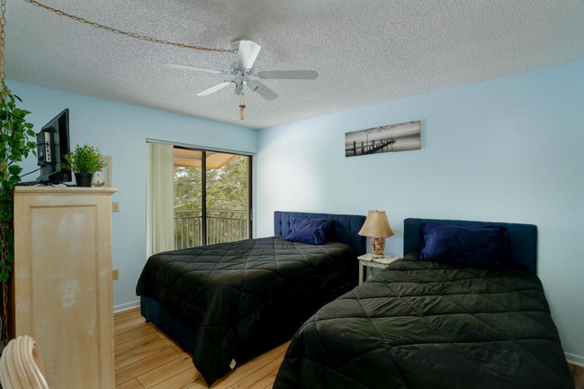 Building Photo - 1500  Ocean Bay Drive P2