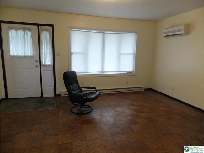 Foto del edificio - 8368 Seemsville Rd