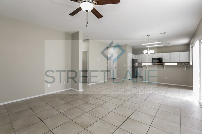 Foto del edificio - REDUCED! 4 Bedroom in NW Las Vegas!