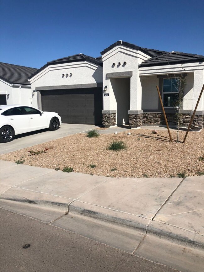 Foto del edificio - Beautiful Home in Laveen!