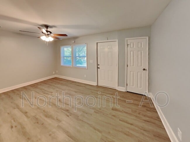 Building Photo - 438 Lanier St NW