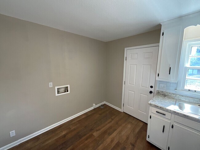 Foto del edificio - GREAT ranch style duplex in Murfreesboro!