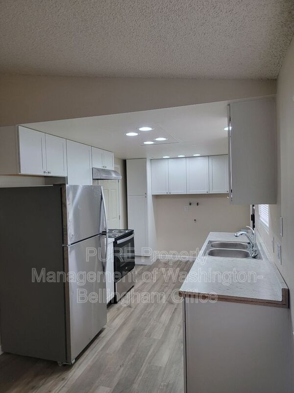 Foto del edificio - 3350 Cherrywood Ave