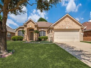 Building Photo - 5051 Showdown Ln