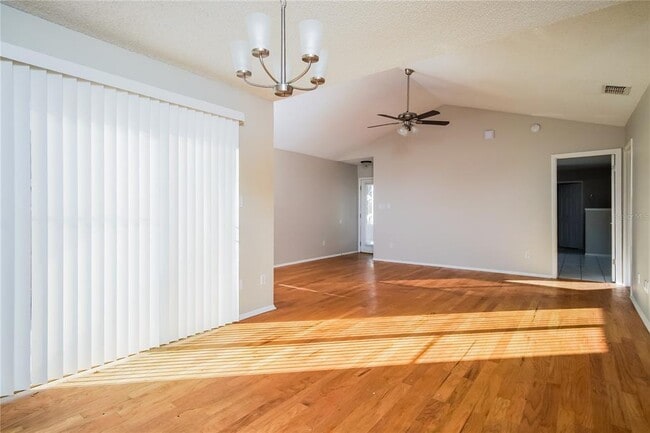 Foto del edificio - 7610 Pacific Heights Cir