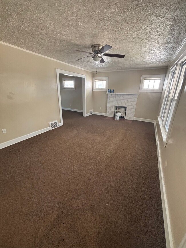 Foto del edificio - 930 E 131st St