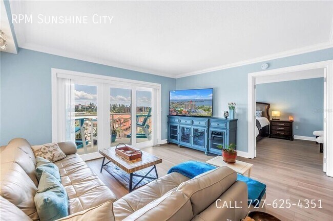Building Photo - 4900 Brittany Dr S