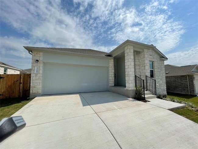 Building Photo - 3208 Kenner Dr