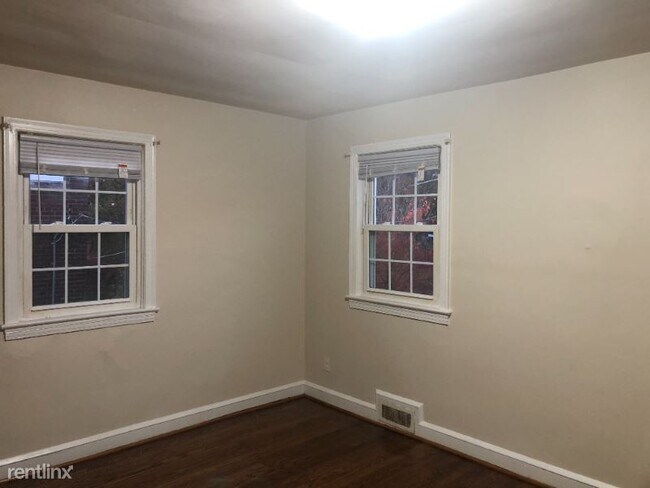 Building Photo - 2 br, 2 bath Townhome - 119 Trenton Pl