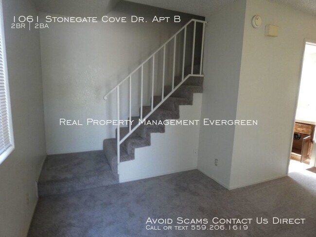 Foto del edificio - 1061 Stonegate Cove Dr