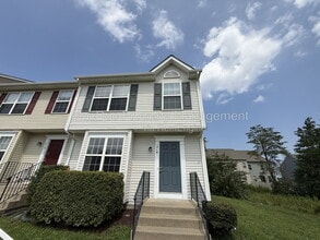 Building Photo - 219 Merrill Ct