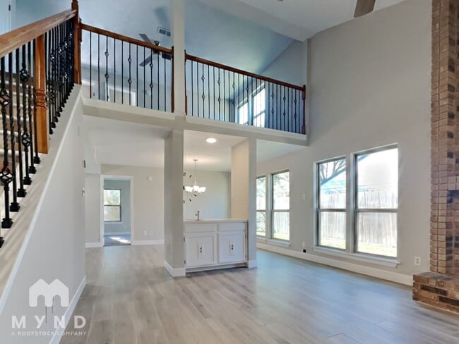 Building Photo - 15726 Pipers View Dr