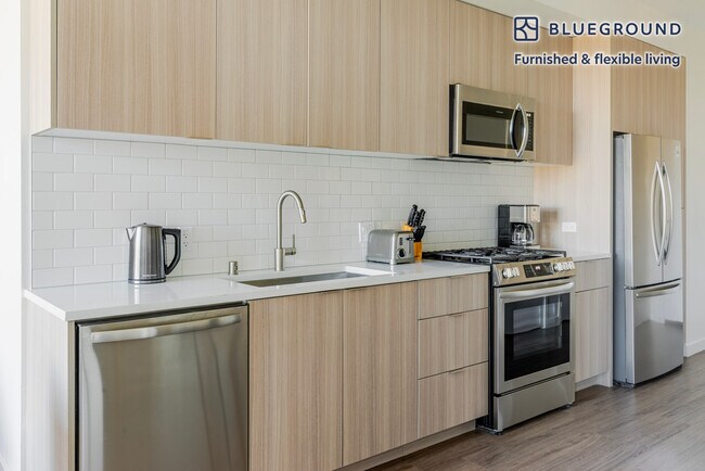 Foto del edificio - 815 Old County Rd