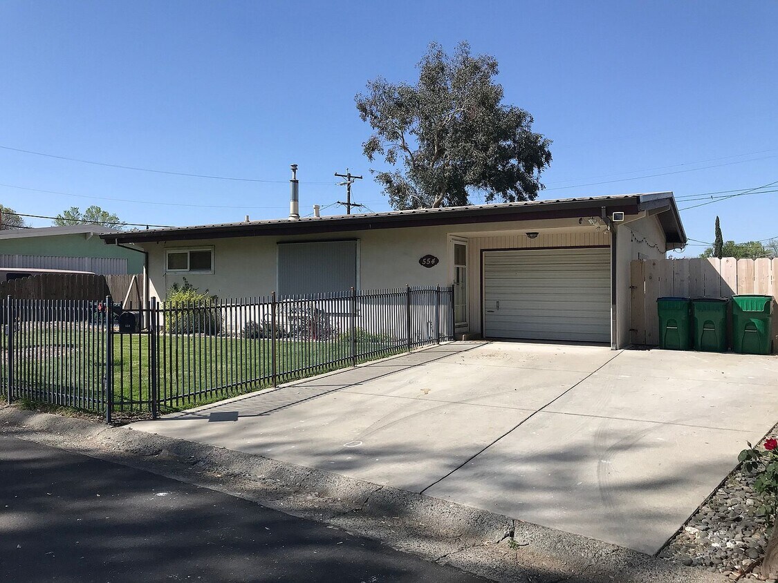 554 White Ave, Chico, CA 95926 House for Rent in Chico, CA