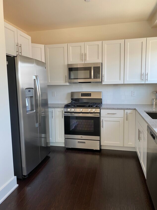 Primary Photo - 1602 N 3rd St