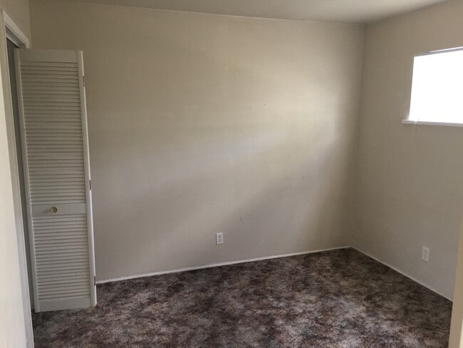 Foto del edificio - 427 Stanford Dr SE