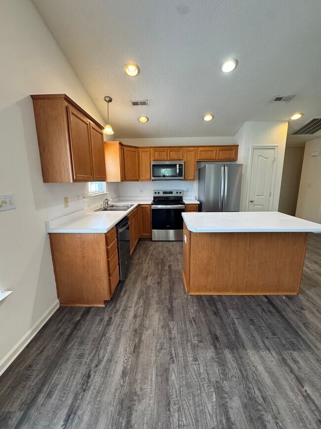 Foto del edificio - 132 Springwood Ln