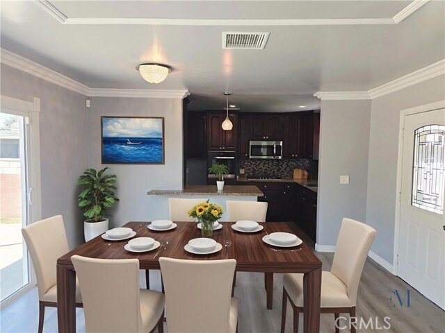 Foto del edificio - 6833 Severn Dr