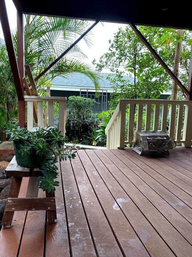 Building Photo - Wanaka Street