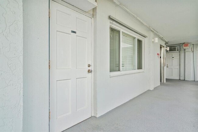 Foto del edificio - 1480 S Ocean Blvd