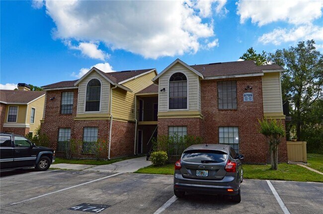 Foto del edificio - 8709 Fancy Finch Dr