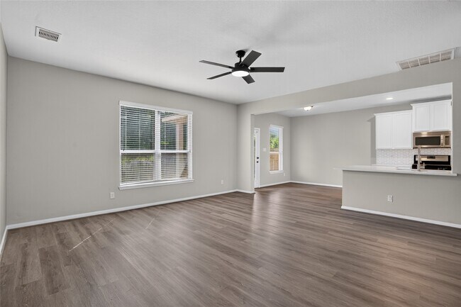 Building Photo - 7611 Dragon Pearls Ln