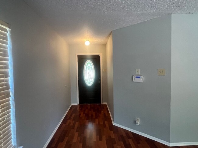 Building Photo - 7302 Shadow Trail