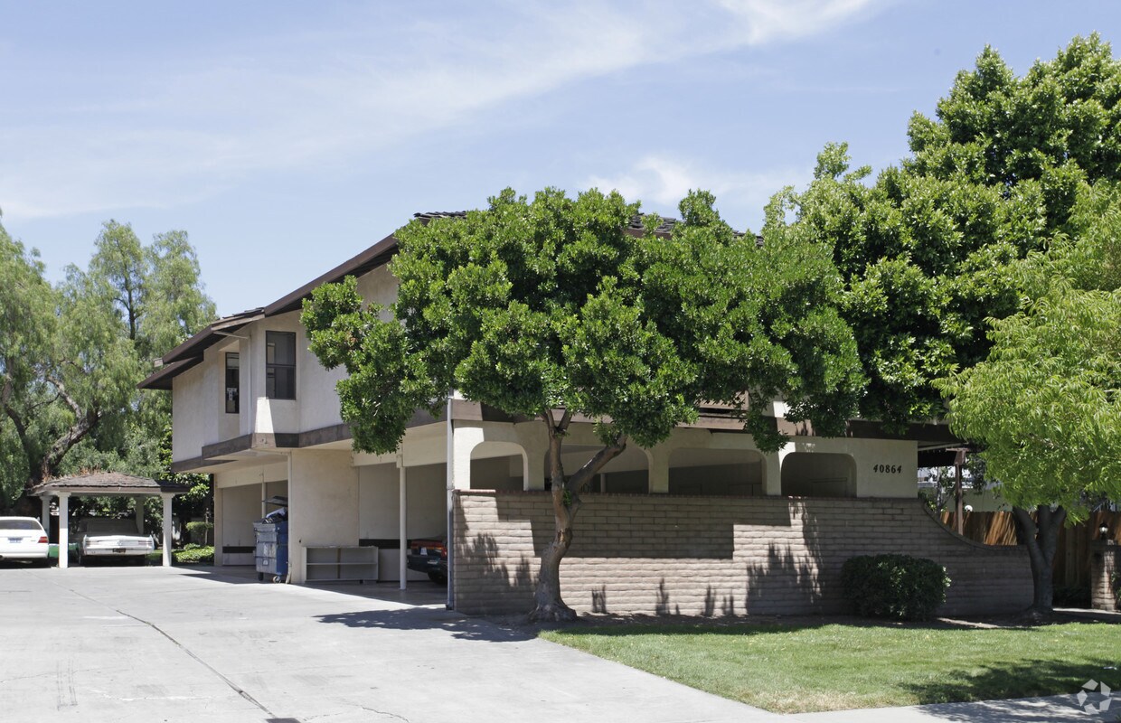 Foto principal - 40864 Lincoln St
