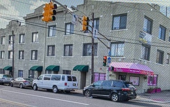 Building Photo - 306 Main St