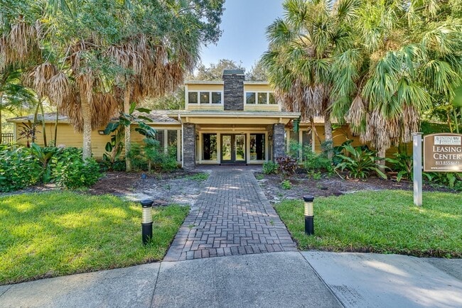 Building Photo - Aventine at Forest Lakes Apartment Homes