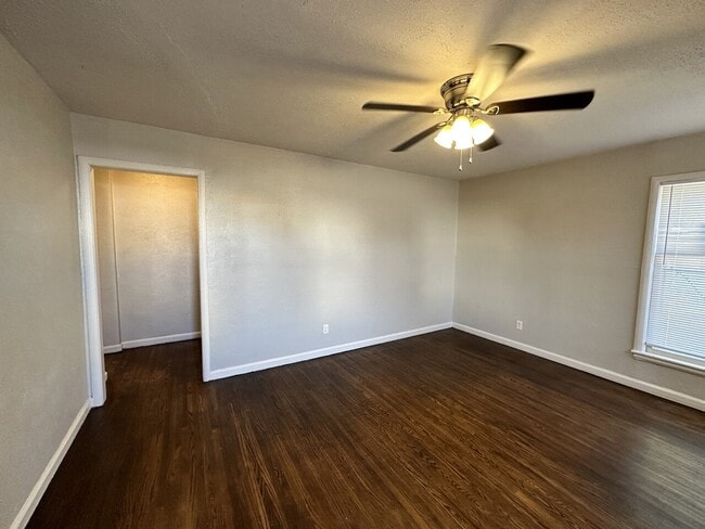 Building Photo - Colorado Apartments