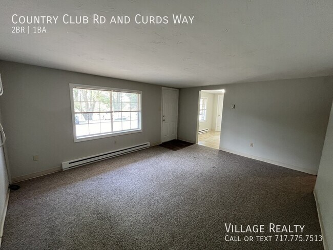 Foto del edificio - 671 Country Club Rd