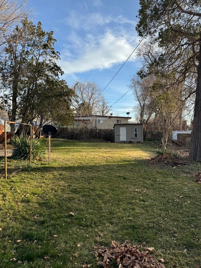 Building Photo - 270 E 400 N