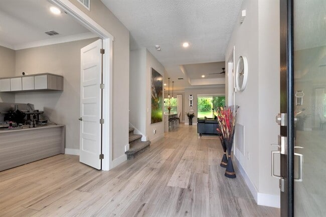 Building Photo - 25962 High Hampton Cr