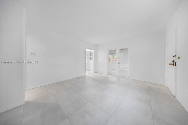Foto del edificio - 3600 SW 26th St