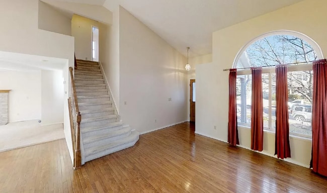 Photo - 7836 Scarborough Dr House