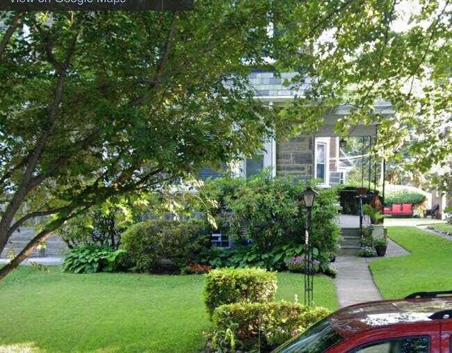 Foto del edificio - 742 Longshore Ave