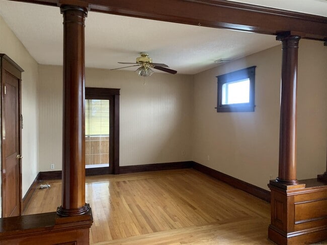 Building Photo - 1 Watervliet Ave