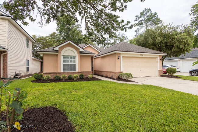 Foto del edificio - 1618 Highland View Ct