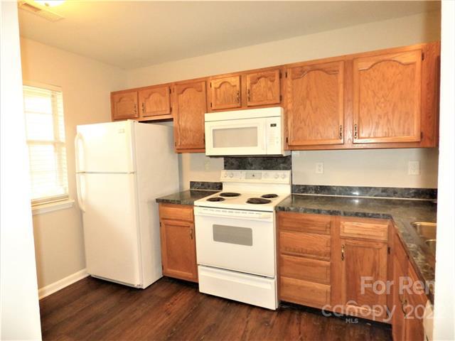 Building Photo - 3856 Mosscroft Ln