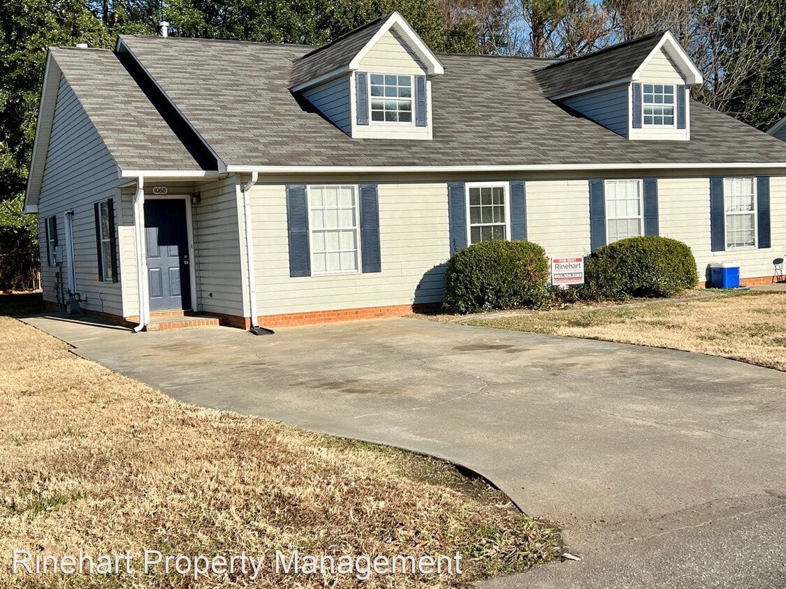 Primary Photo - 2 br, 1.5 bath House - 1068 Farm Pond Lane