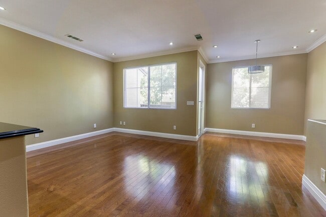 Building Photo - 6106 Rancho Brida