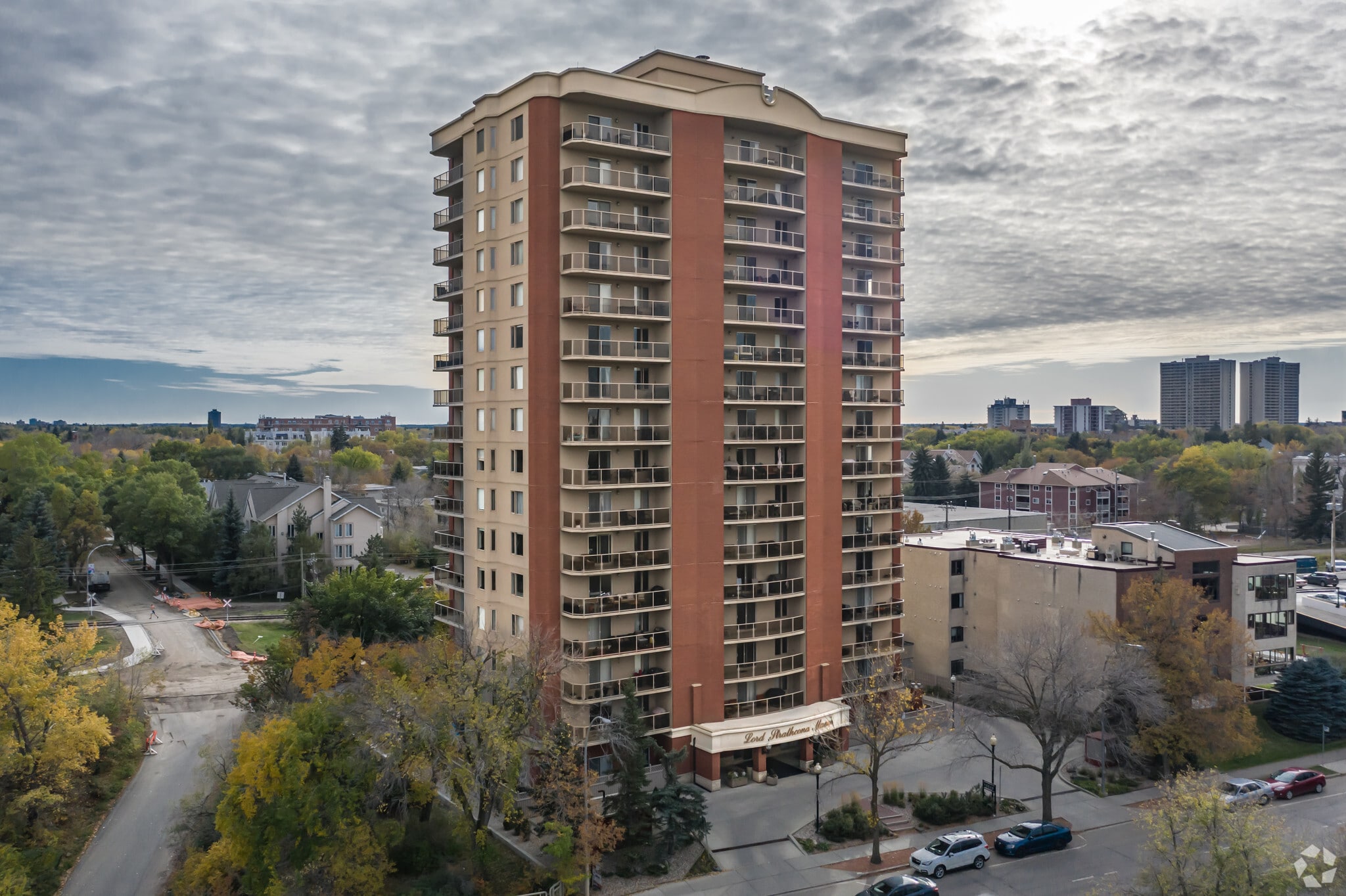 Lord Strathcona Manor